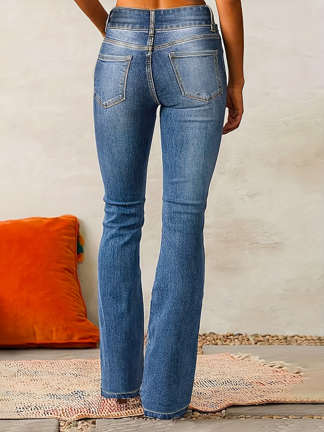 VILOSA HIGH-WAIST JEANS