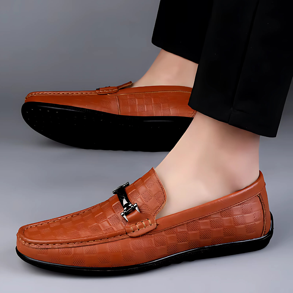 THE GEORGINO LEATHER LOAFERS