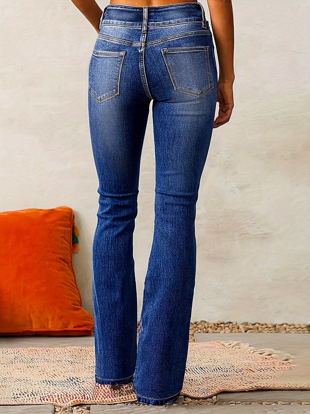 VILOSA HIGH-WAIST JEANS